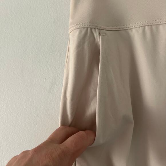 5/$25 Greg Norman Woman's X-Lite Laser Cut Scalloped Hem Golf Skort XS New - Picture 3 of 10